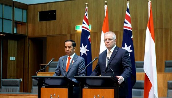 Salut! Jokowi Percaya Diri Pidato Bahasa Indonesia di Parlemen Australia