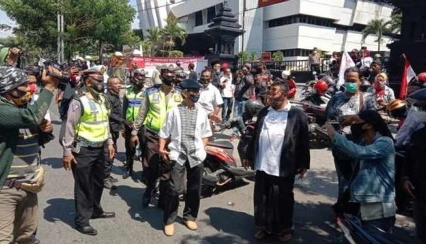 Silaturahmi KAMI di Surabaya Ditentang Warga, Gatot Nurmantyo Batal Hadir