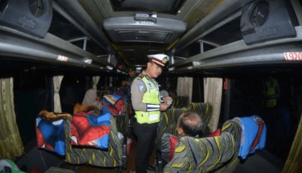 Keterangan Polisi Soal 6 Pemudik Nakal yang Sembunyi di Bus Antarprovinsi