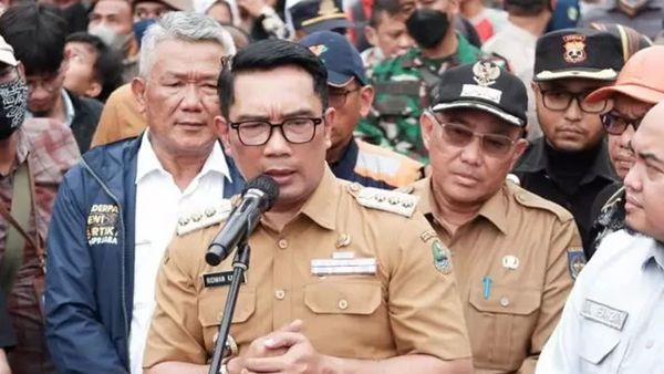 Sore Ini, Airlangga Hartarto Bakal Umumkan Ridwan Kamil Bergabung ke Partai Golkar