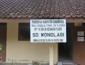 Berita Terbaru di Jogja: Tak Semua Siswa SD Negeri Wonolagi di Gunungkidul Memiliki Gawai untuk BDR