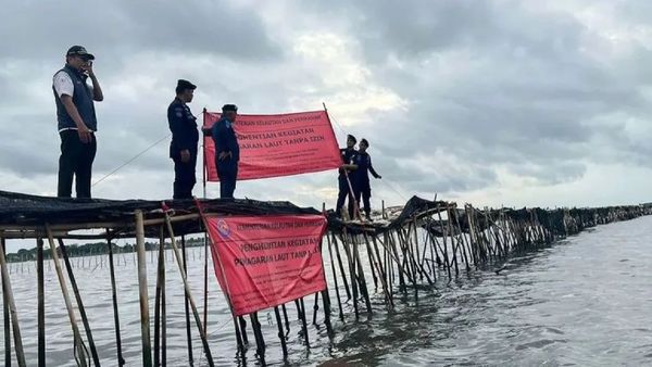 KKP dan TNI AL Sepakat Mulai Bongkar Pagar Laut Misterius di Perairan Tangerang Rabu Besok