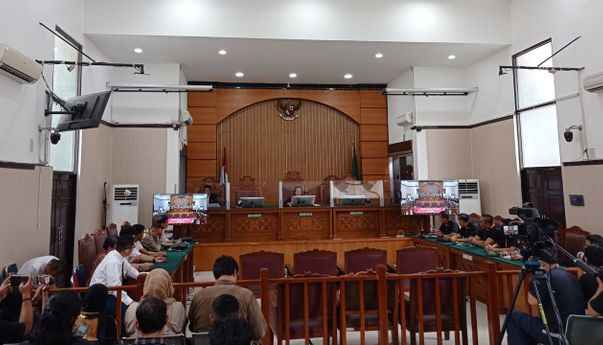 PN Jaksel Tolak Gugatan Praperadilan Firli Bahuri dalam Kasus Pemerasan terhadap SYL