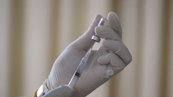 Kemenkes Menyebut Bakal Ada Vaksin Dosis Ketiga untuk Masyarakat Umum