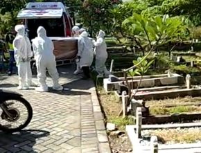 Kabar Jatim Terkini: Viral Pemakaman Jenazah Pasien Covid-19 di Surabaya Tertukar, Begini Ceritanya