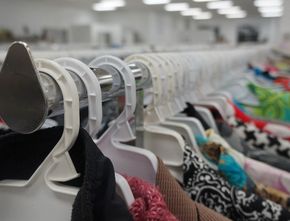 Tips Mencuci Baju Thrift Agar Terbebas Dari Kuman Membandel
