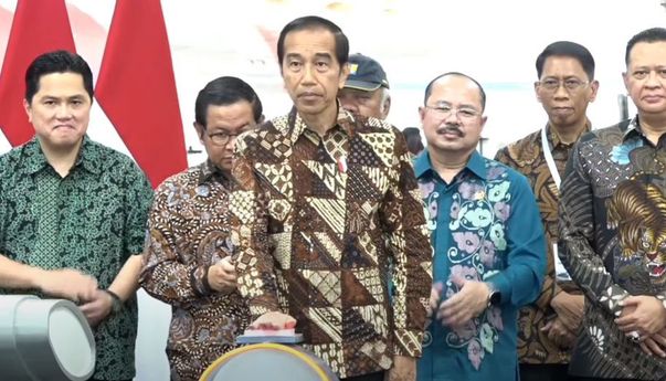 Presiden Jokowi Resmikan KCJB "Whoosh": Ini Kereta Cepat Pertama di Indonesia dan Juga Asia Tenggara