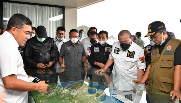 Tinjau Pembangunan Sirkuit Mandalika, Menpora Optimis MotoGP Indonesia Dapat Terlaksana