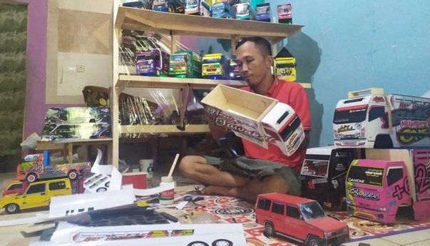 Beralih Jadi Pengrajin Miniatur Kendaraan, Pria Ini Meraup Untung Bersama Datangnya Corona