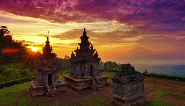 Melihat Keindahan dan Sejarah Candi Gedong Songo di Perbukitan Semarang