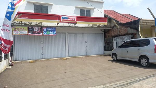 Perampok di Tangerang Berhasil Kabur Bawa Rp70 Juta, Karyawan Minimarket Dikunci dari Luar