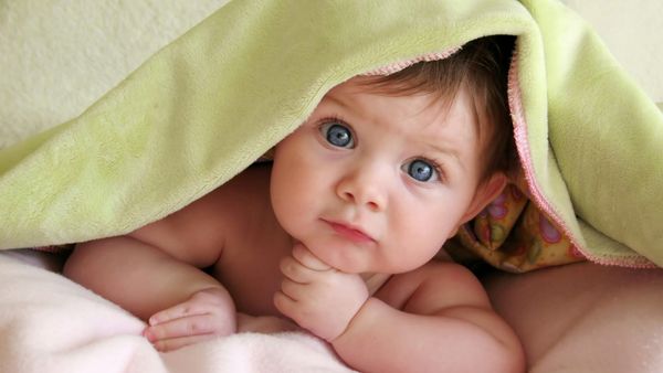 Penyebab Terjadinya  Perubahan Warna Kulit Bayi Baru Lahir