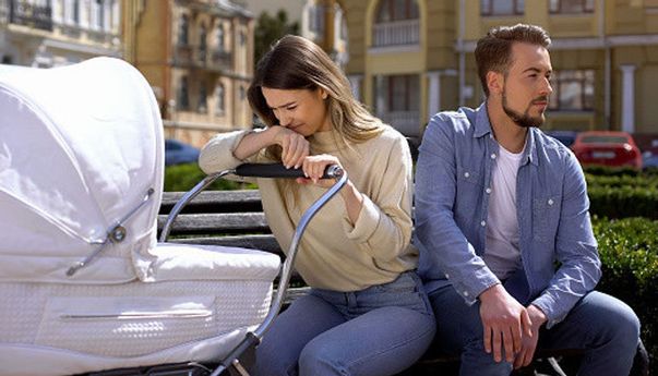 Suami Cemburu pada Anak Sendiri? Itu Bukan karena Kurang Perhatian