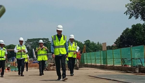 Kasus COVID-19 Naik Jelang Nataru, Ini Perintah Jokowi ke Menkes Budi