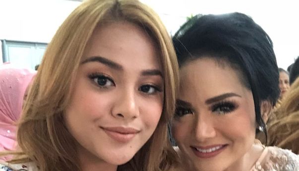Nikah Bulan Maret, Krisdayanti Kirim Doa untuk Aurel Hermansyah