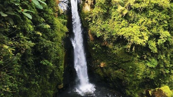 Meski Gunung Merapi Siaga, Air Terjun Kedung Kayang Magelang Diizinkan Kembali Beroperasi