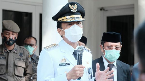 Wali Kota Makassar: Potensi Transmisi Virus Masih Besar di Acara Pesta Pernikahan