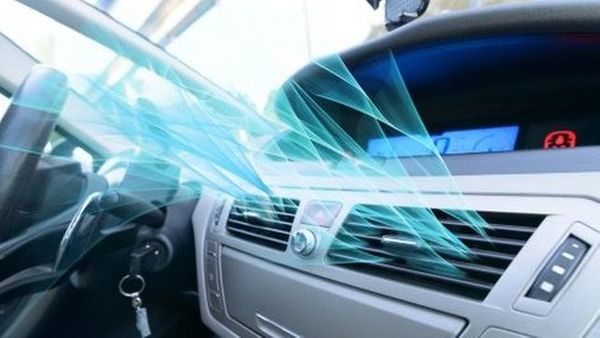 Penyebab AC Mobil Bau dan Cara Mengatasinya dengan Mudah