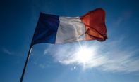 Prancis Terbangkan Pesawat Militer ke Afghanistan Evakuasi Warganya, Macron: Keamanan Mereka Prioritas Mutlak