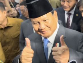 Prabowo Hanya Acungkan Dua Jempol Saat Ditanya Soal Pelantikan Presiden 20 Oktober