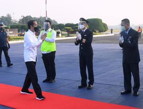 Cepat dan Tetap Safety, Jokowi Apresiasi Beroperasinya Bandara JB Soedirman