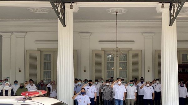 Berita Terbaru: Panas! Anies Baswedan Bawa Jenazah Saefullah ke Balai Kota, Tigor Nainggolan Lempar Kritikan