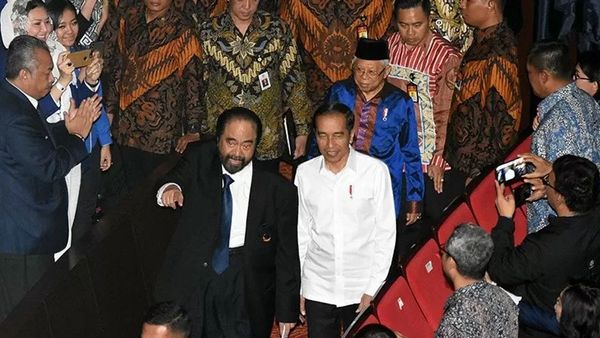 Tanggapi Jokowi Jadi Jembatan Semua Parpol, Mahfud: Semua Bisa Terjadi ke Depan