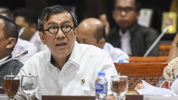 PDIP Beri Tugas Ini ke Yasonna Usai Dicopot dari Menkumham