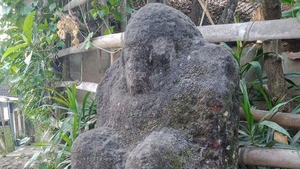 Mengejutkan! Arca Ganesha Ditemukan Tergeletak di Pinggir Jalan Kampung Klaten