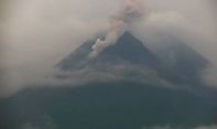 Berita Gunung Merapi: Siang Ini Luncuran Awan Panas Terjadi Menuju Kali Krasak