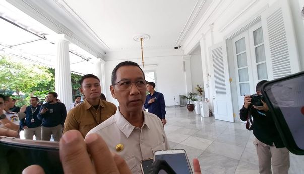 Beda dengan Anies, Heru Budi Pilih Salat Idulfitri di Masjid Fatahillah daripada di JIS