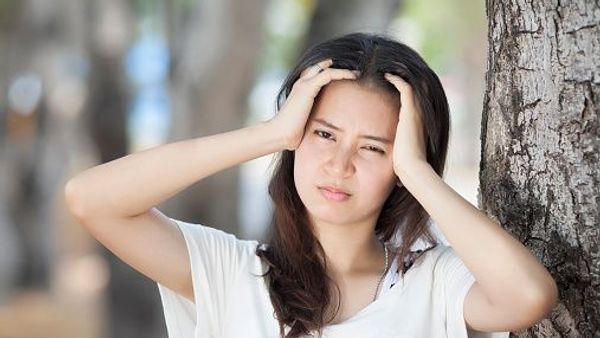 Studi Ilmiah Temukan Penyebab Wanita Sering Alami Migrain Saat Diet