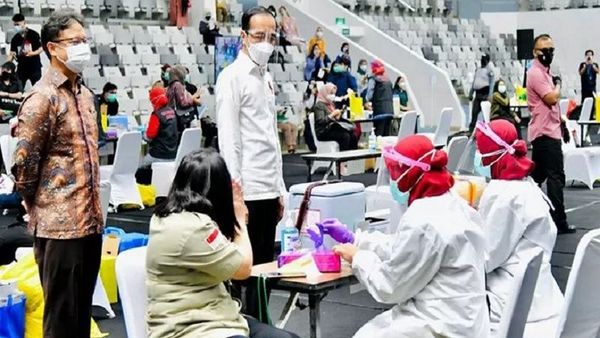 Bloomberg Prediksi Indonesia Butuh 10 Tahun Rampungkan Vaksinasi Covid-19 Seluruh Penduduk