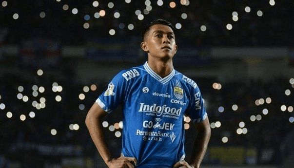 Benarkah Muangthong United Mengincar Pemain Persib Bandung, Febri Hariyadi?