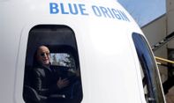 Jeff Bezos Jualan Tiket ke Luar Angkasa, Harganya Paling Murah Hampir Rp400 M!