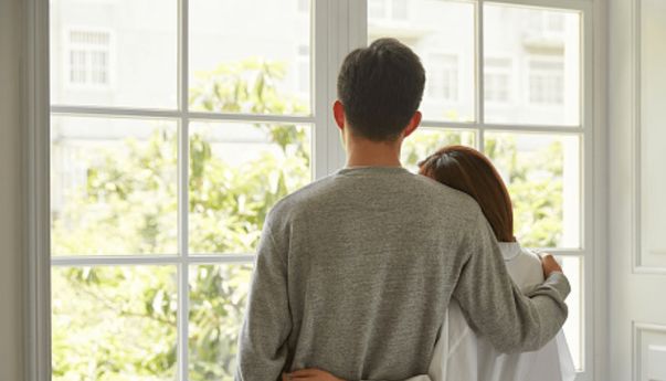 Ladies, Beginilah Cara Sehat Mencintai Pasangan Tanpa Kehilangan Diri Sendiri