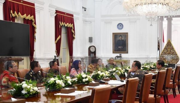 Jokowi Semprot Dewan Pers: Jangan Hanya Ngomong Kemerdekaan Pers Saja