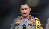 Kapolda Metro Jaya Fadil Imran Diduga Asyik Berbicara di Telepon saat Presiden Jokowi Larang Bawa Ponsel di Istana