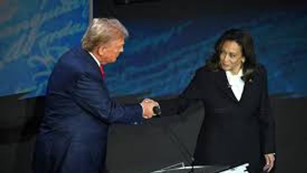 Debat Perdana Kamala Harris dan Donald Trump Dimulai dengan Jabat Tangan dan Saling Sapa