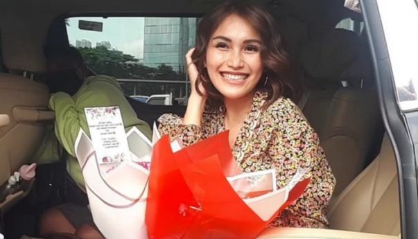 Batal Nikah, Ibu Ayu Ting Ting Diduga Lempar Sindiran untuk Aditya Jayusman