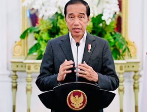 Jokowi: Teknologi Tak Akan Bisa Mengalahkan Manusia karena Mesin Itu Hanya Punya Chip