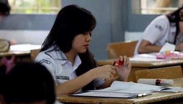 DPR &amp; Kemendikbud Sepakat Ujian Nasional Dihapus