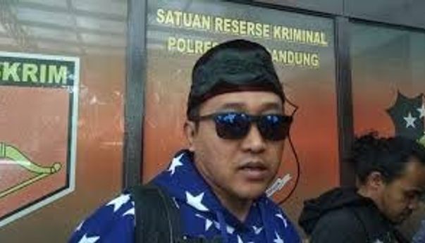 Belum Lama Ditinggal Almarhum Lina Jubaedah, Teddy Nikah Lagi Tapi Cuma Tahan 4 Bulan
