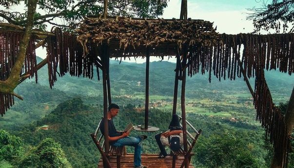 Harga Tiket dan Keindahan Puncak Mustika Manik di Bogor