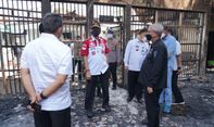 Menteri Yasonna Kasih Rp30 Juta untuk Keluarga Korban Kebakaran Lapas Tangerang