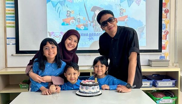 Cara Desta dan Natasha Rizky Pastikan Anak Tidak Kurang Kasih Sayang setelah Bercerai