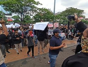 Aksi Unjuk Rasa Penolakan Omnibus Law Berbuah Klaster Demo, 11 Orang Terkonfirmasi Positif Covid-19