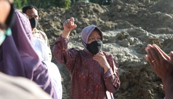 Mensos Risma Hampir Pingsan, Diduga Kelelahan karena Kunjungan Kerja Untuk Tinjau Bencana di Berbagai Daerah