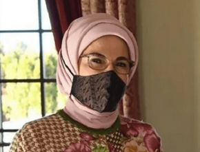 Mengejutkan! Istri Presiden Turki Recep Tayyip Erdogan Pakai Masker Batik Buatan Yogyakarta