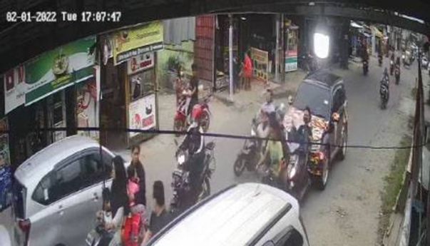 Sempat Viral, Emak-emak Tabrak Pemotor hingga Tewas di Medan Jadi Tersangka, Terancam 6 Tahun Penjara!